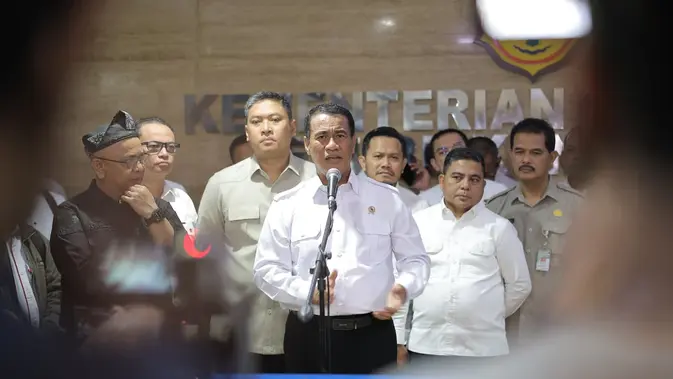 Menteri Pertanian Andi Amran Sulaiman mengumpulkan perusahaan-perusahaan sawit serta perwakilan petani di kantornya, Senin (8/6/2026). (Istimewa)