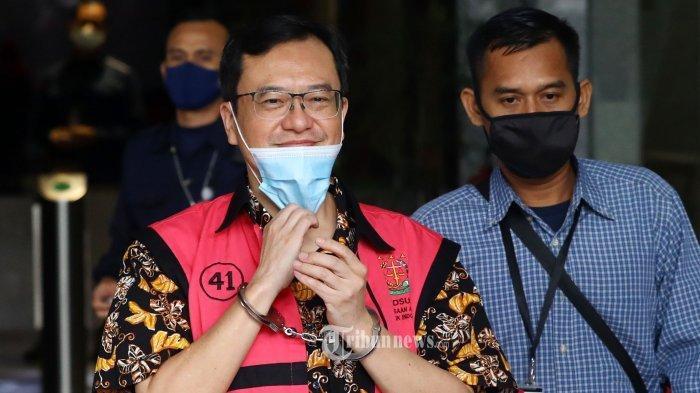 BLACKLIST - Benny Tjokrosaputro, Tersangka Kasus Korupsi Asabri yang Dituntut Uang Pengganti Rp 5,7 Triliun yang di blacklist dari pasar modal oleh OJK. Simak profilnya.