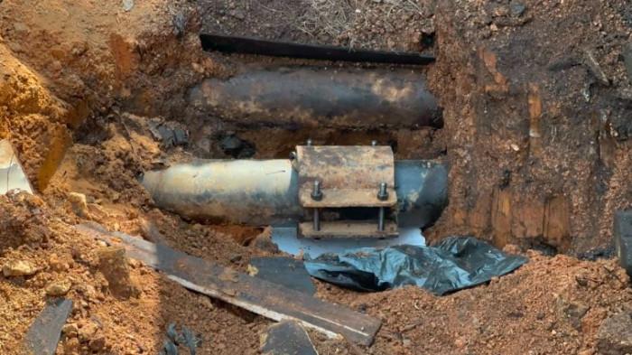 Terjadi pembobolan pipa minyak milik Pertamina di Jalan Suryadarma, RT 32, Kelurahan Kenali Asam, Kecamatan Kotabaru, Kota Jambi pada Senin (3/8/2026).