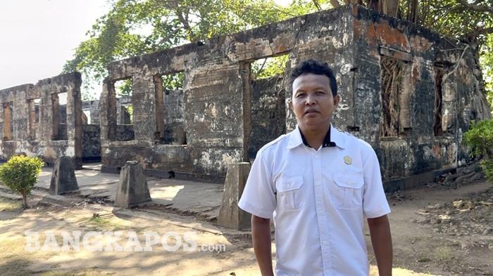 Asnawi Juru Pelihara Cagar Budaya Balai Pelestarian Kebudayaan (BPK) Wilayah V. Selama hampir 16 tahun merawat dan menjaga benteng peninggalan Belanda yang dibangun pada 1825 agar tetap lestari dan terhindar dari vandalisme, Senin (3/8/2026).