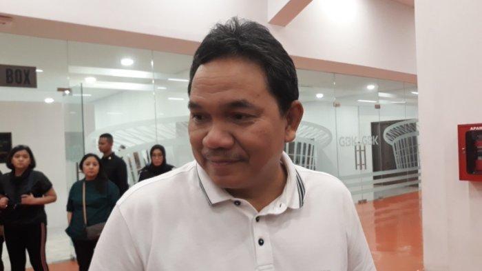 Presiden klub Madura United, Achsanul Qosasi saat ditemui selepas laga menghadapi Persija Jakarta di Stadion Utama Gelora Bung Karno, Jakarta Pusat, Jumat (13/12/2019). (TribunJakarta/Wahyu Septiana).