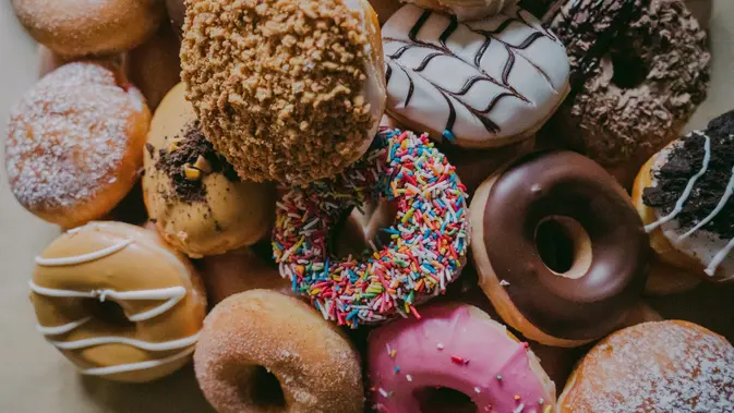 Donat Kentang Donat Kentang (Sumber: Photo by Rod Long on Unsplash)
