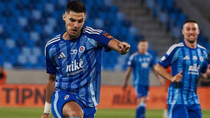 Slovan Bratislava akan menghadapi APOEL dalam pertandingan kualifikasi Liga Champions.