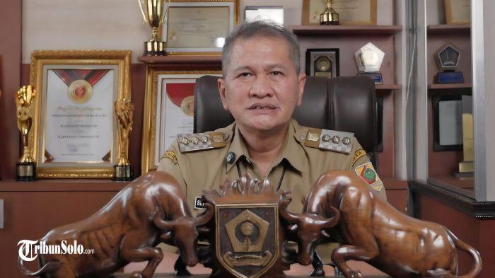 ANGGARAN DAERAH - Bupati Wonogiri, Setyo Sukarno saat ditemui beberapa waktu lalu. Setyo Sukarno mengakui kemampuan keuangan daerah belum memungkinkan pemerintah memperbaiki seluruh sekolah yang rusak menggunakan APBD.