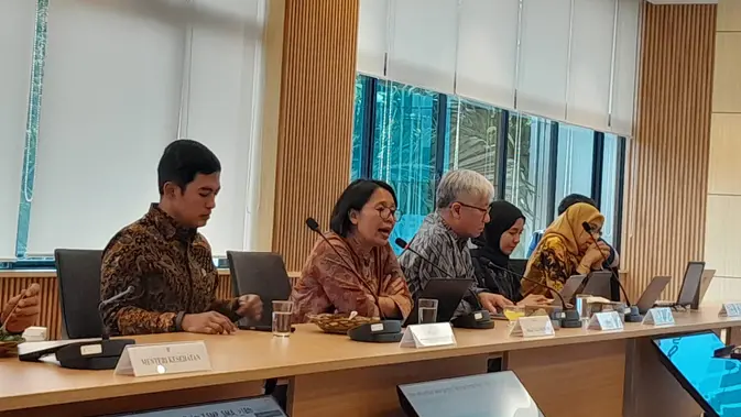 Direktur Jenderal Kesehatan Primer dan Komunitas Kementerian Kesehatan (Kemenkes), dokter Maria Endang Sumiwi paparkan temuan CKG di pertengahan 2026.