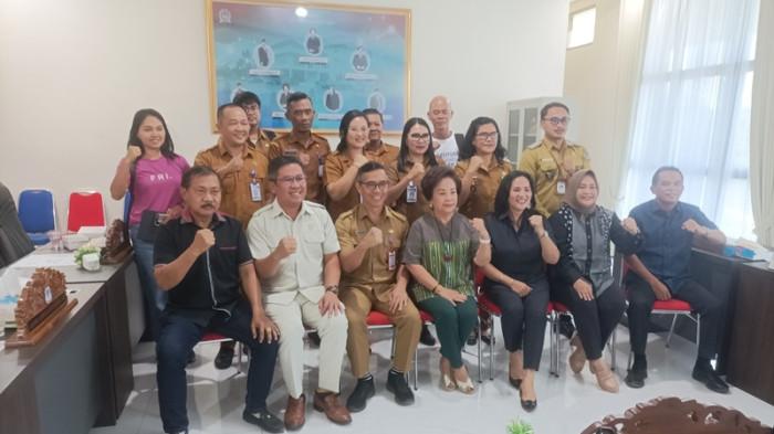 DPRD - Rapat dengar pendapat dengan topik pemekaran lingkungan di Kecamatan Mapanget digelar Komisi 1 DPRD Manado di ruang komisi 1 DPRD Manado, Sulawesi Utara, Selasa (4/8/2026).