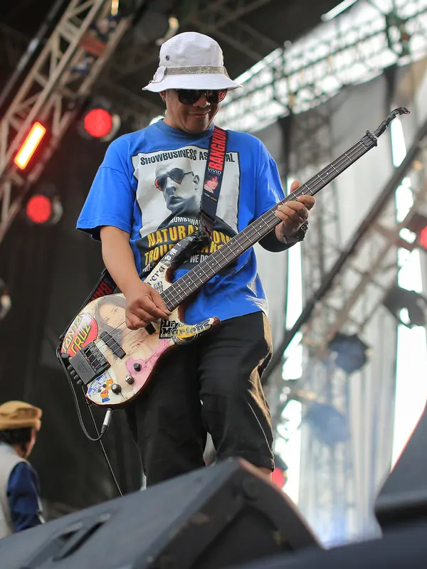 Trisno Pas band saat manggung (KapanLagi.com)