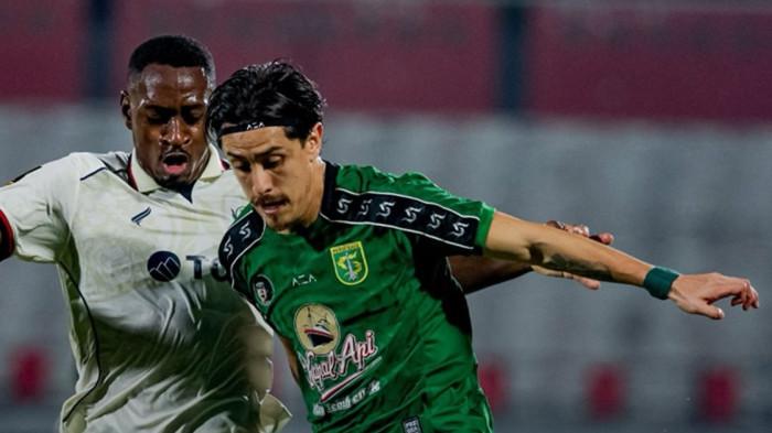 PIALA PRESIDEN - Semifinal Piala Presiden 2026 mempertemukan Persebaya Surabaya vs Arema FC. Laga ini digelar di Stadion Kapten I Wayan Dipta, Selasa (4/8/2026) malam.
