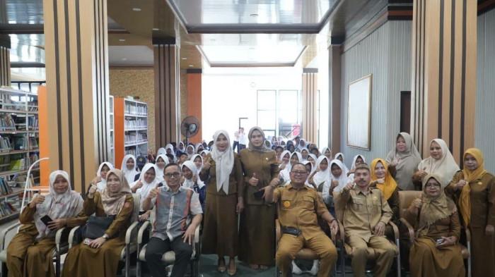 Bupati Gorontalo Utara, Thariq Modanggu, membuka lomba resensi buku ddd