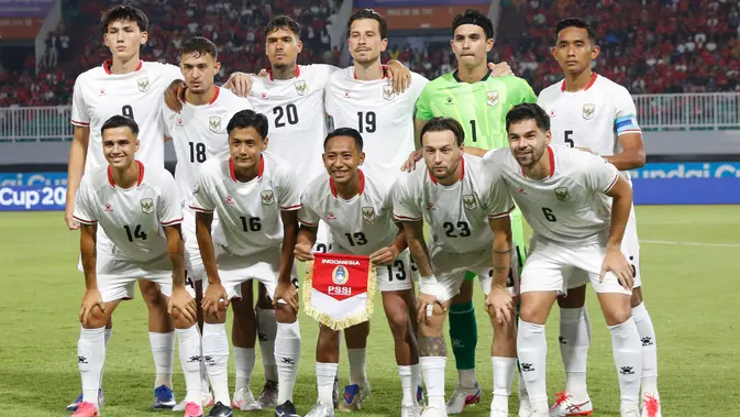 Timnas Indonesia melawan Kamboja pada laga Grup A Piala AFF 2026 di Stadion Pakansari, Bogor, Senin (27-7-2026). (Kapanlagi.com/Budy Santoso)
