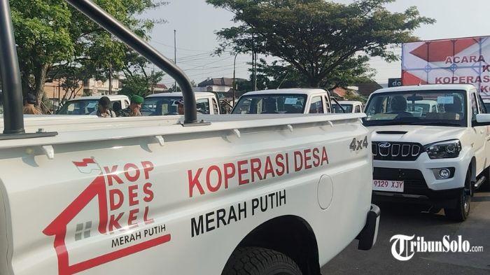 ILUSTRASI - Penyerahan 30 unit mobil pick up Mahindra Scorpio 4x4 ke kepala unit KDMP di Kabupaten di Alun-alun Karanganyar, Senin (11/5/2026). Di Sragen, viral truk KDMP membawa tebu.