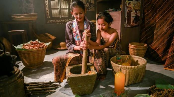 Ilustrasi Orang Jawa Tempo Duu dalam Membuat Obat Tradisional
