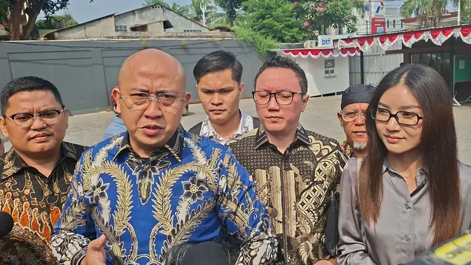Sarwendah ditemani kuasa hukumnya