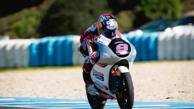 Veda Ega Pratama pada tes pramusim Moto3 2026 di Sirkuit Jerez. (Honda Team Asia)