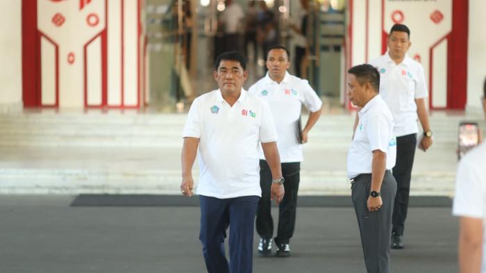 APEL - Gubernur Sulawesi Utara (Sulut) Yulius Selvanus Komaling (YSK) m-02