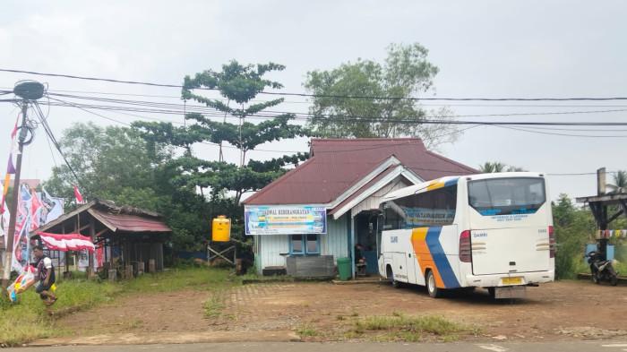 JADWAL DAMRI - Tampak Bus Damri rute KTT-Tanjung Selor akan berangkat melalui terminal di Jalan Perintis, Tideng Pale, Kecamatan Sesayap, KTT, pada Sabtu (8/8/2026) pagi. Selain jadwal bus Damri KTT ke Tanjung Selor, TribunKaltara.com sajikan juga Jadwal Damri rute Pimping dan Sekatak Buji. (TribunKaltara.com / Rismayanti)