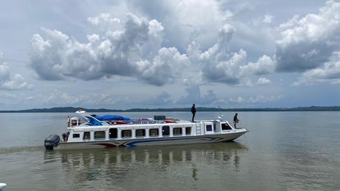 JADWAL SPEEDBOAT – Tampak suasana di Pelabuhan Liem Hie Djung Nunukan, pada Sabtu 8 Agustus  2026. Sebanyak 10 armada setiap hari melayani rute Nunukan–Tarakan mulai pukul 07.20 hingga 14.15 Wita dengan durasi perjalanan sekitar tiga jam. (TribunKaltara.com/Fatimah Majid)