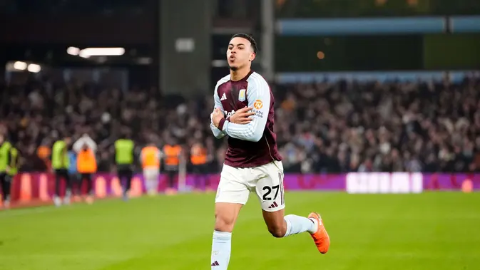 Morgan Rogers merayakan golnya ke gawang Manchester United, Minggu (21/12/2025) (Jacob King/PA via AP)
