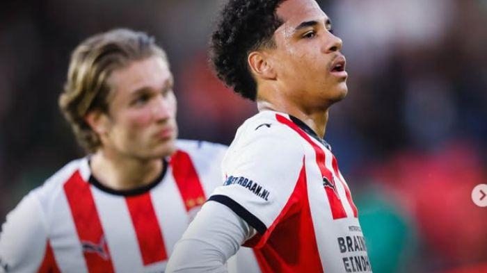 PEMAIN PSV -