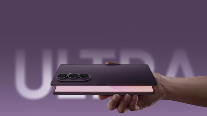 SAMSUNG - Samsung Galaxy Z Fold 8 Ultra.