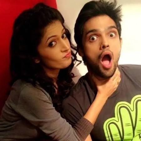 Kaisi Yeh Yaariaan fame Charlie Chauhan marries cricketer Ramandeep Singh in Gurudwara; radiant in red bridal outfit (Wedding Pics Out)