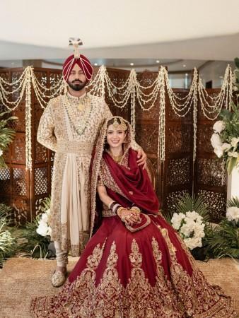 Kaisi Yeh Yaariaan fame Charlie Chauhan marries cricketer Ramandeep Singh in Gurudwara; radiant in red bridal outfit (Wedding Pics Out)