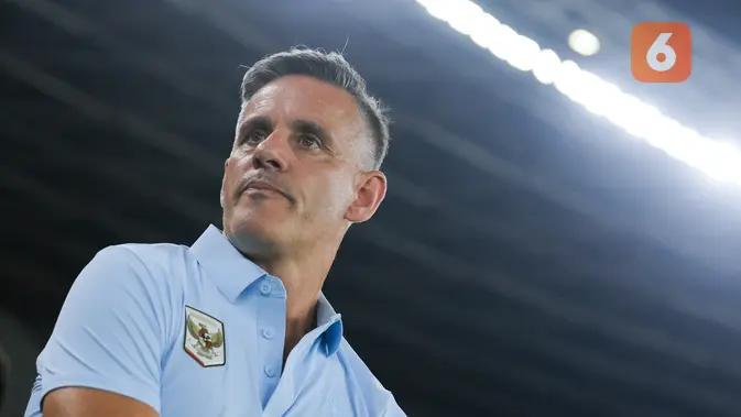 Pelatih Timnas Indonesia, John Herdman, saat melawan Mozambik pada FIFA Matchday di Stadion Utama Gelora Bung Karno (SUGBK), Jakarta, pada Selasa (9/6/2026). (Bola.com/Bagaskara Lazuardi)