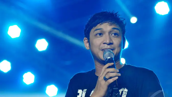 Pasha Ungu tampil memukau saat beraksi di panggung PRJ Kemayoran, Senin (9/6/2014) (Liputan6.com/Andrian M Tunay)