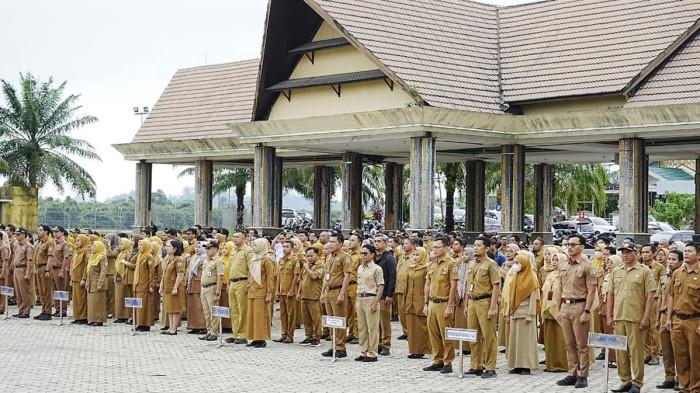 TTP TETAP DIBAYAR - Ilustrasi apel rutin ASN Pemprov Kaltara, di Lapangan Agatis, Tanjung Selor, Kalimantan Utara, Senin (19/1/2026). Berikut ini penjelasan terbaru Pemprov Kaltara soal TPP ASN yang dipastikan tetap dibayar hingga Desember 2026.