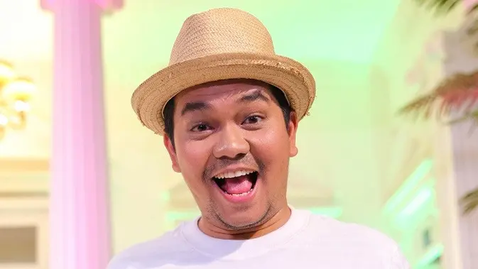 Indra Bekti (Fimela.com/Adrian Putra)