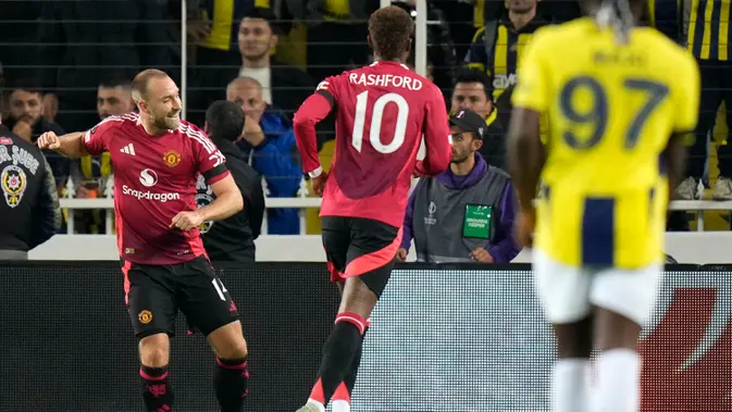 Manchester United unggul lebih dulu pada menit ke-15 lewat aksi Christian Eriksen. (AP Photo/Francisco Seco)