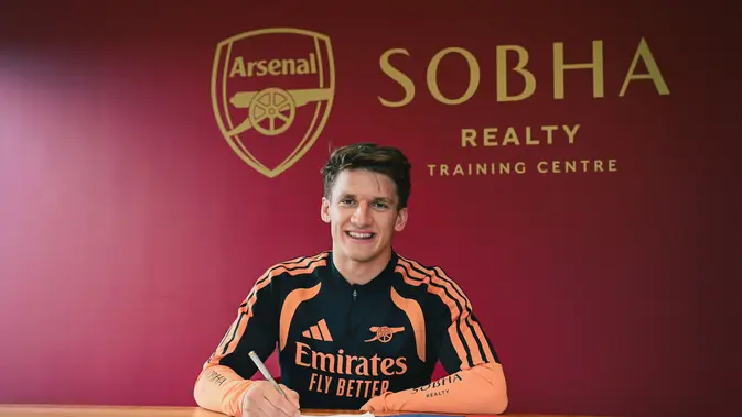 Arsenal memperkenalkan winger asal Yunani, Christos Tzolis. (Doc Arsenal)