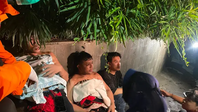 2 Orang Sempat Terjebak Saat Mal Nipah Makassar Kebakaran, Ada yang Pingsan dan Sesak Napas 2 Orang Sempat Terjebak Saat Mal Nipah Makassar Kebakaran, Ada yang Pingsan dan Sesak Napas