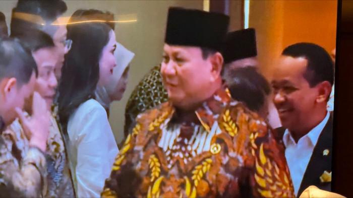 Presiden Prabowo saat menghadiri peluncuran buku berjudul 10 Karya Nyata untuk Negeri: Setengah Abad Bahlil Lahadalia di Djakarta Theater, Jakarta Pusat, Jumat (7/8/2026).