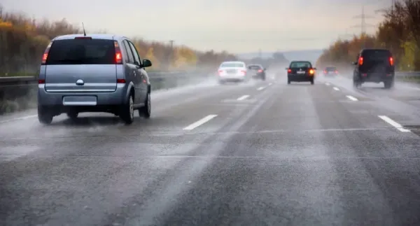 aquaplaning monsoon.jpg aquaplaning monsoon.jpg