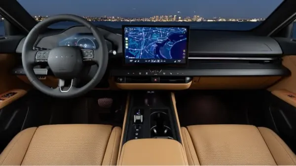 Lexus ES 350h Interior