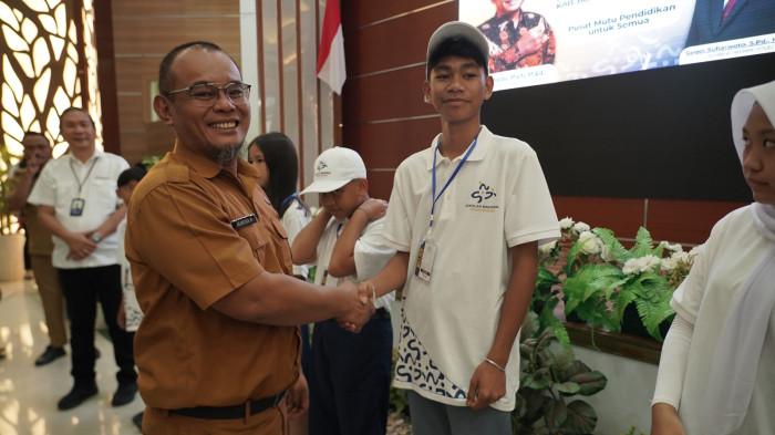 Dony Lumenta menghadiri kegiatan Masa Pengenalan Lingkungan Sekolah