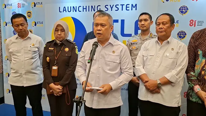 Menteri Perhubungan, Dudy Purwagandhi dalam Peluncuran ETLE Hub di kantor Kementerian Perhubungan, Jakarta, Senin (10/8/2026). (Liputan6.com/Arief)