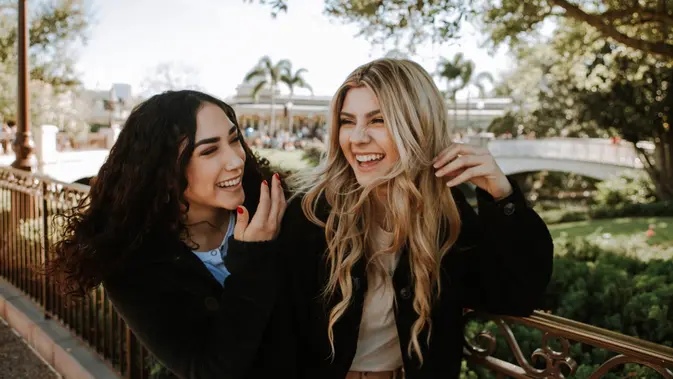 Ciri Friend Bombing. (Photo by Omar Lopez on Unsplash)