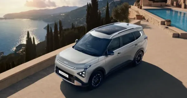 kia-carens-clavis-gt-line-x-line kia-carens-clavis-gt-line-x-line