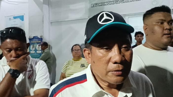 WAWANCARA - Ketua Panitia Lucky Sugeha Tournament Drag Race saat diwawancara menyatakan sikap setelah insiden tabrakan maut di Kelurahan Upai, Kecamatan Kotamobagu Utara, Kota Kotamobagu, Sulawesi Utara (Sulut) pada Minggu, 9 Agustus 2026.  Panitia penyelenggara kegiatan siap memikul tanggung jawab penuh atas seluruh dampak peristiwa nahas tersebut.