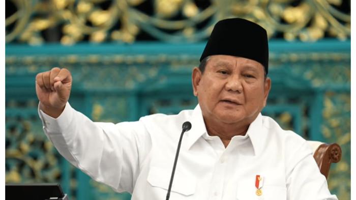 SIDANG KABINET PARIPURNA - Presiden Prabowo Subianto menyampaikan paparan di Sidang Kabinet Paripurna pertengahan tahun 2026 di Istana Negara, Jakarta, pada Senin (20/7/2026).