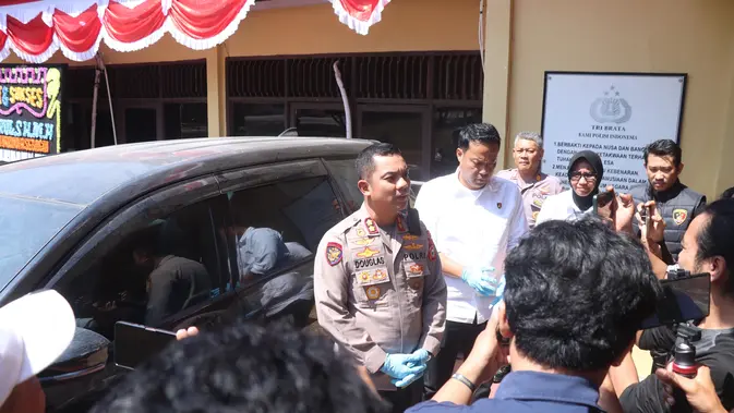 Polisi menduga Mita menjadi korban penganiayaan berat oleh sopir travel yang membawanya dalam perjalanan menuju Morowali, Sulawesi Tengah. (Liputan6.com/Fauzan)
