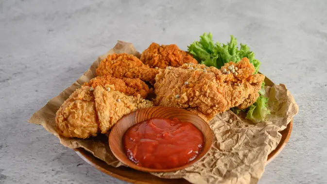 Ilustrasi chicken karaage/credit: Freepik.com