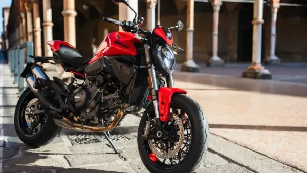 Ducati Monster Launched with Powerful Performance, Great Features in India, Check Price 2 Ducati Monster features