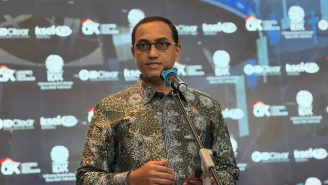 Kepala Eksekutif Pengawas Pasar Modal, Keuangan Derivatif dan Bursa Karbon OJK, Hasan Fawzi, Rabu (13/5/2026). (Foto: Liputan6.com/Tira Santia)