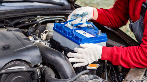 safely removing car battery