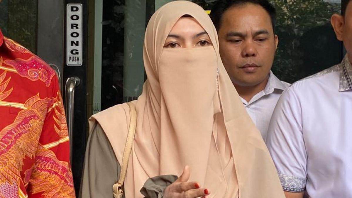 Wardatina Mawa - Kukuh Pada Keputusannya untuk Berpisah dari Insanul Fahmi