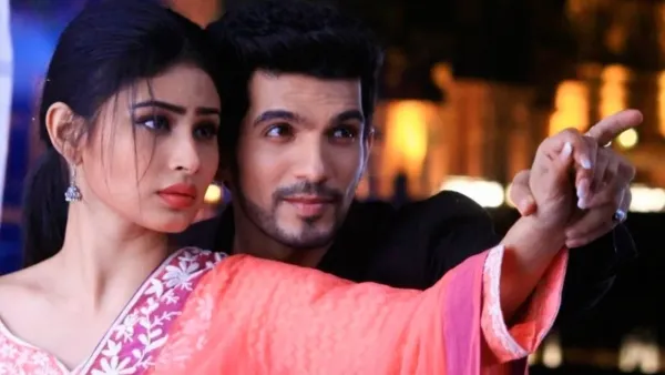 Mouni Roy Arjun Bijlani