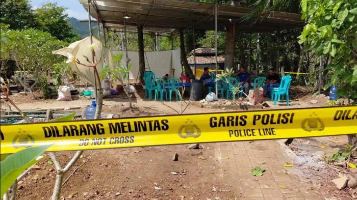 EKSHUMASI - Tim Forensik Polda Metro Jaya akan melakukan ekshumasi atau pembongkaran makam jenazah Sutrimo di Desa Wlahar, Kecamatan Wangon, Kabupaten Banyumas, Jawa Tengah, Rabu (12/8/2026).